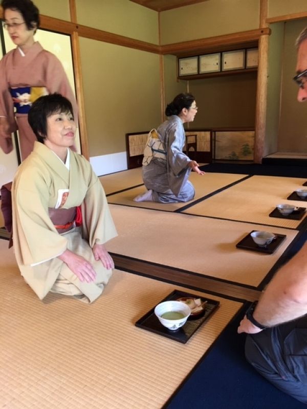 Kobe Private Tour - Experience of a tea ceremony is available at Kokoen Japanese Garden in Himeji