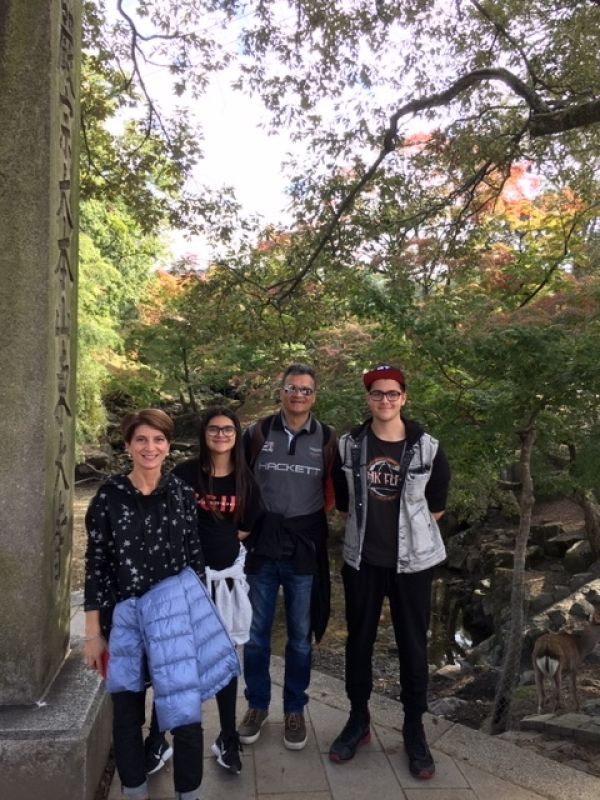 Kobe Private Tour - Lovely family photo in Nara Park