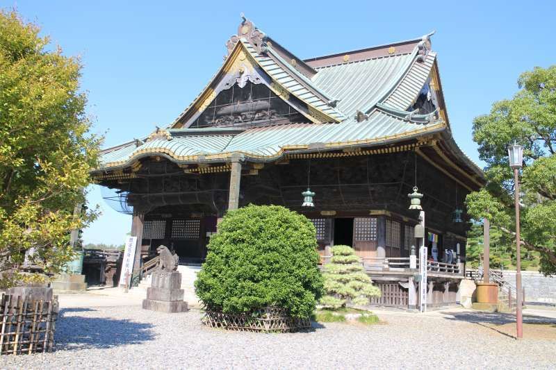 Narita Private Tour - Shakado (Shakamuni) Hall, completed in 1868. It was previously used as the Main Hall. 