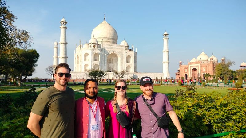 Delhi Private Tour - At Taj Mahal With Our Happy Guest