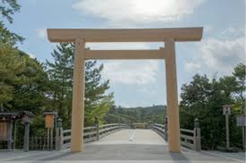 Mie Private Tour - Torii Gate of Naiku