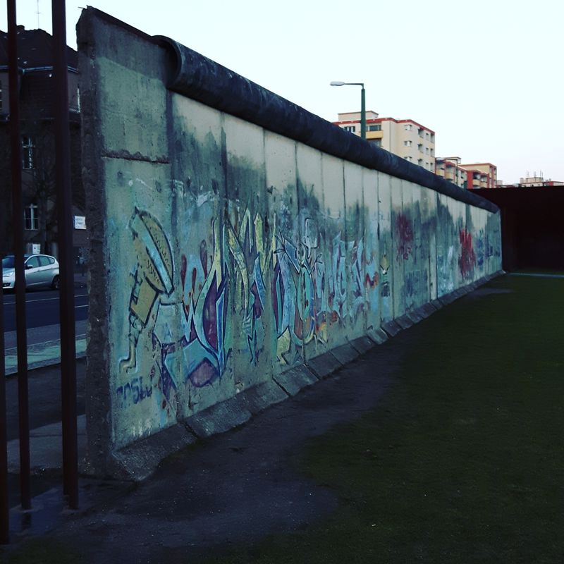 Berlin Private Tour - Mauer / wall Bernauer Str.