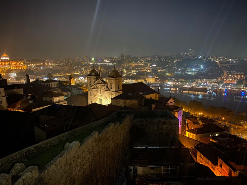 Porto Private Tour - Porto by night.