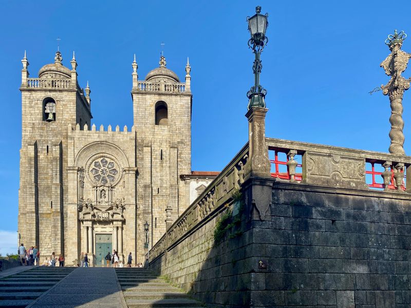 Porto Private Tour - Sé - The Cathedral