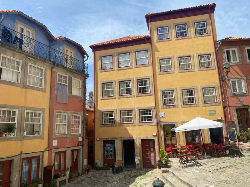 Porto Private Tour - Typical Porto buildings