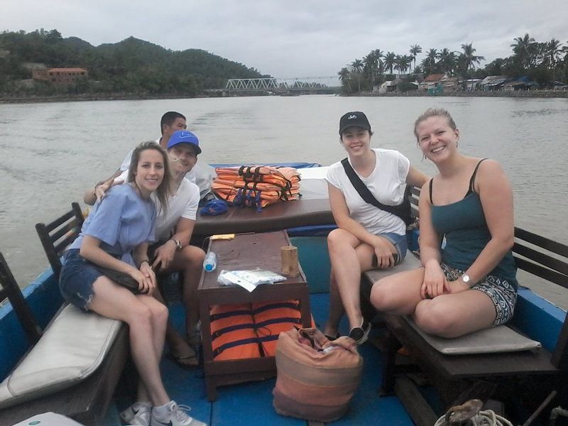 Nha Trang Private Tour - Cai River