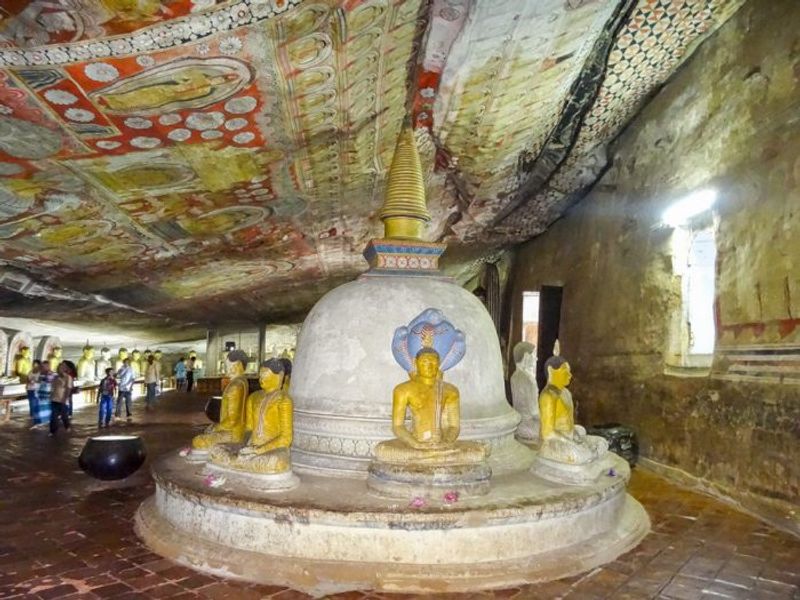 Colombo Private Tour - Dambulla Cave Temple