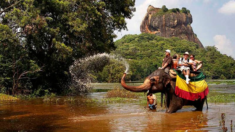 Colombo Private Tour - At Sigiriya 