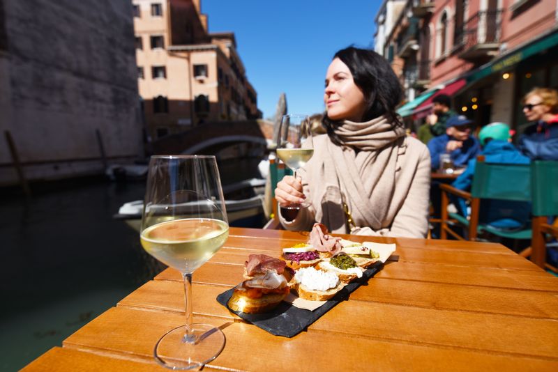 Venice Private Tour - Misericordia embankment. Local cichetti - tapas