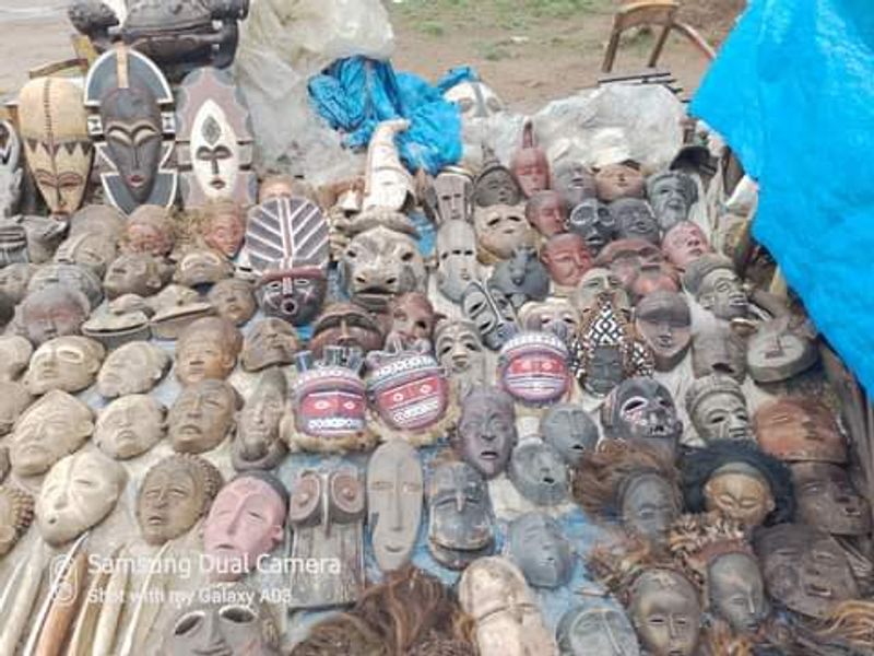 Lusaka Private Tour - Traditional masks