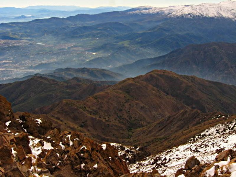 Santiago Private Tour - A view down to the city of Santiago from up top.