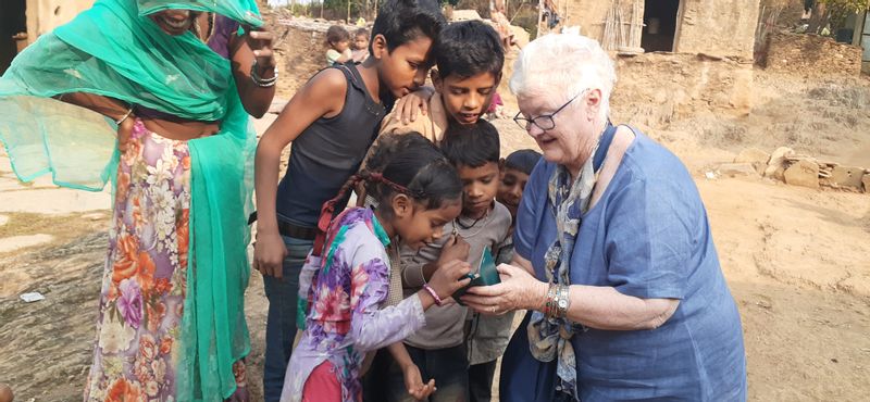 Udaipur Private Tour - Happy children with guests.