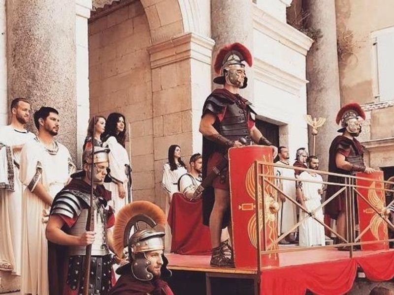 Split Private Tour - Emperor Diocletian and his guard.