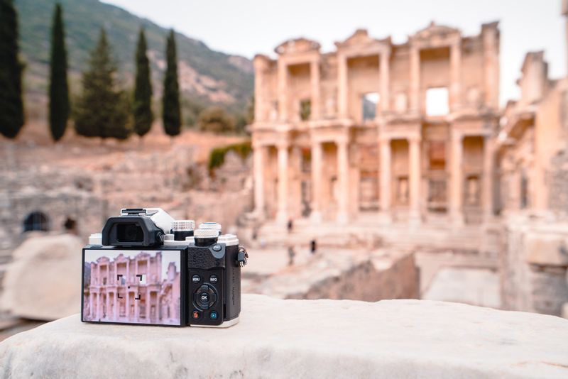 Kusadasi Private Tour - Celcius Library