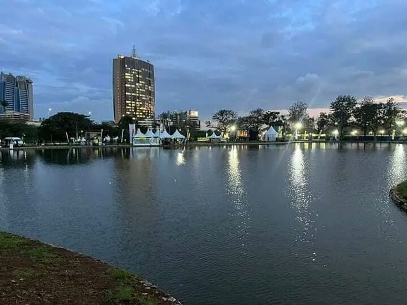 Nairobi Private Tour - Uhuru park at night.