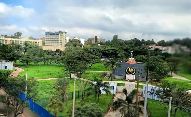 Nairobi Private Tour - Uhuru park and Nyayo monument.