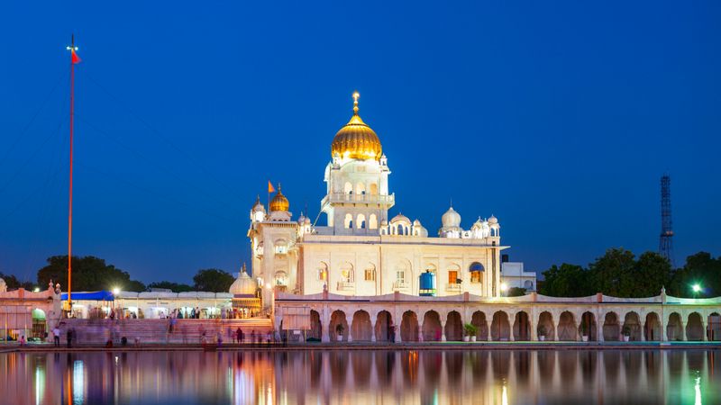 Delhi Private Tour - Gurudwara Bangla Sahib