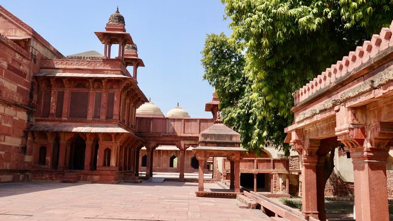 Delhi Private Tour - Fatehpur