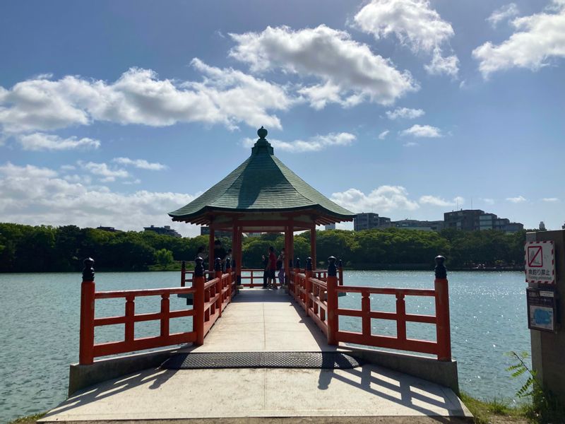Fukuoka Private Tour - The red Ukimi Pavilion on the northern Willow Island