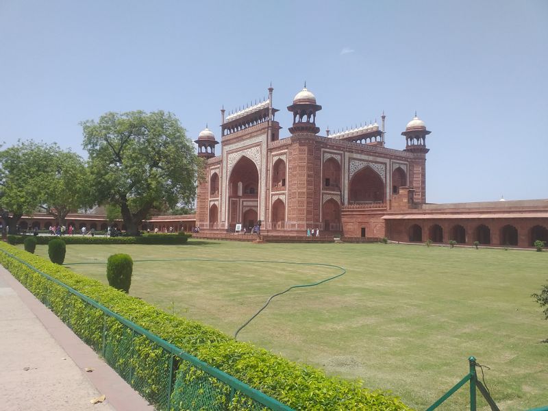 Delhi Private Tour - Tam Mahal Gate