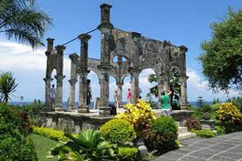 Bali Private Tour - Taman Ujung Water Palace