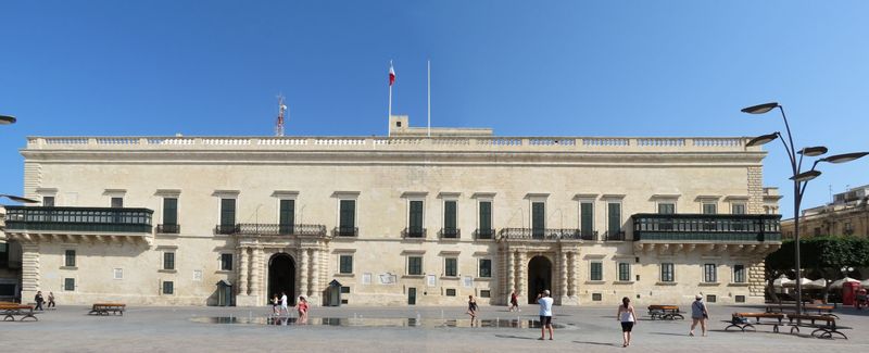 Malta Private Tour - Grand Master's Palace in St. George's Square, Valletta