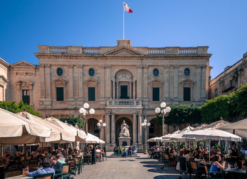 Malta Private Tour - Republic Square, Valletta