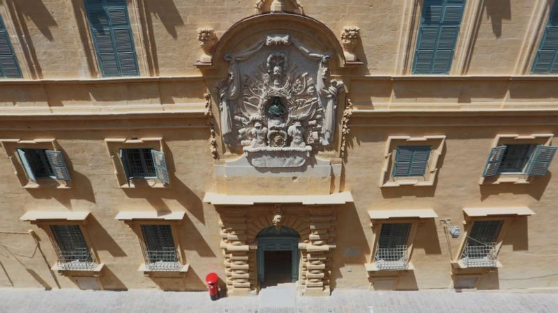 Malta Private Tour - MUŻA Museum der Schönen Künste