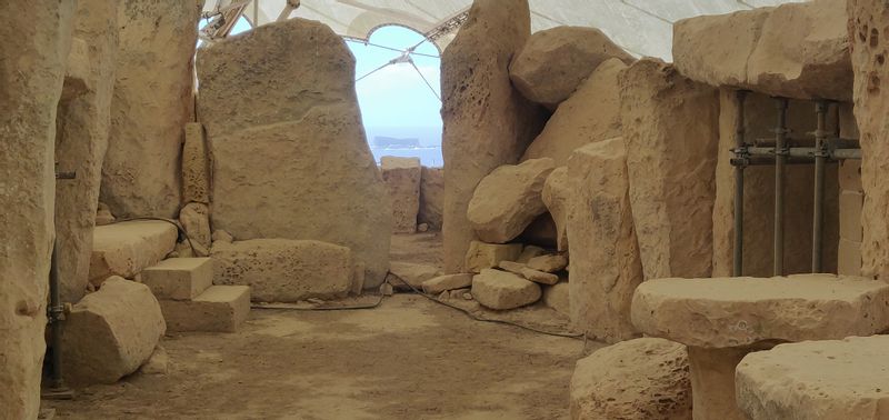 Malta Private Tour - Archaelogical Park of Hagar Qim and Mnajdra Temples