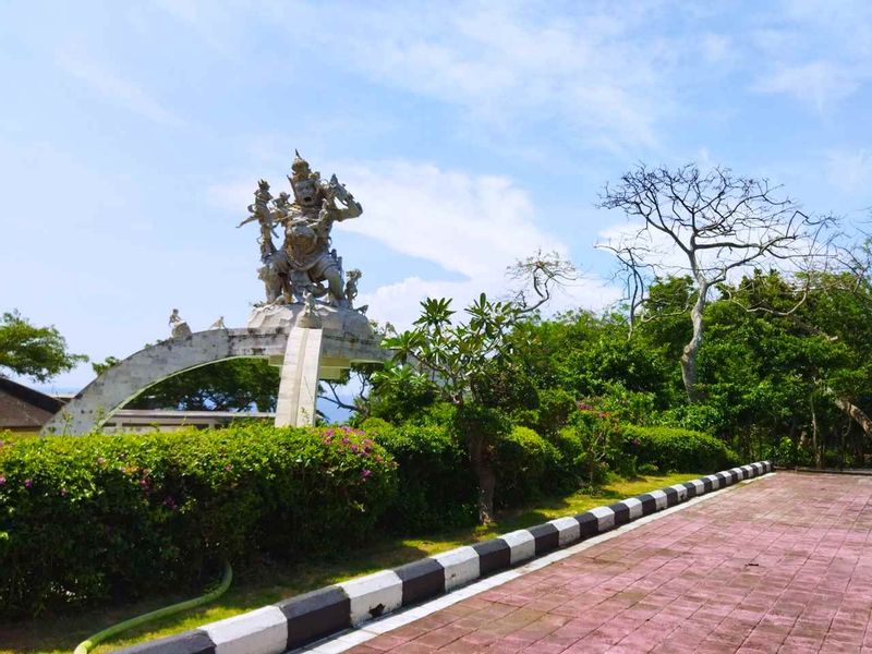 Bali Private Tour - Kumba karna Statue