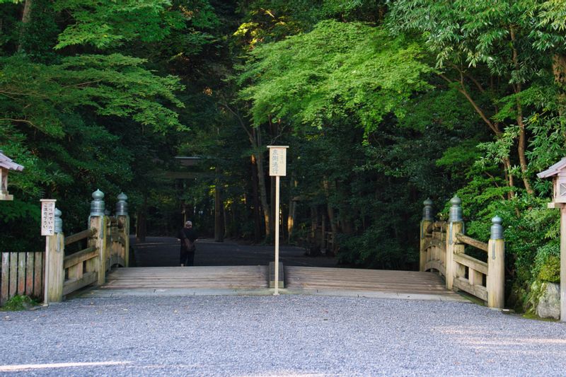 Mie Private Tour - Front bridge of Naiku