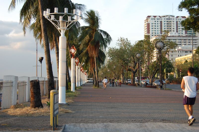 Manila Private Tour - Baywalk, Manila