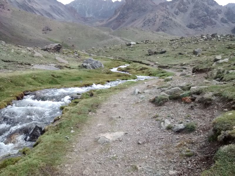 Mendoza Private Tour - small river at the begins