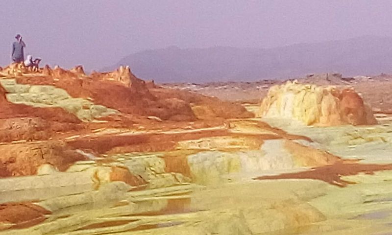 Addis Ababa Private Tour - The beautiful view of Sulphuric lake at Danakil depression