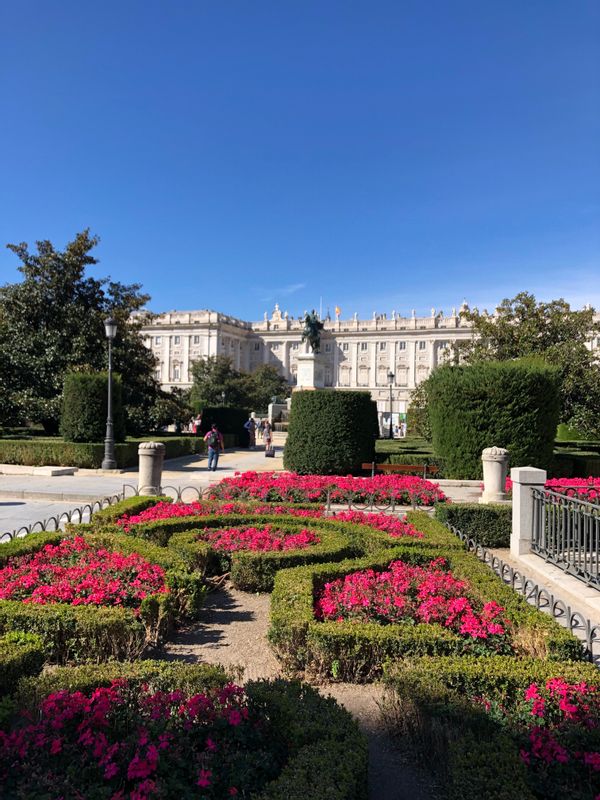 Madrid Private Tour - Plaza de Oriente