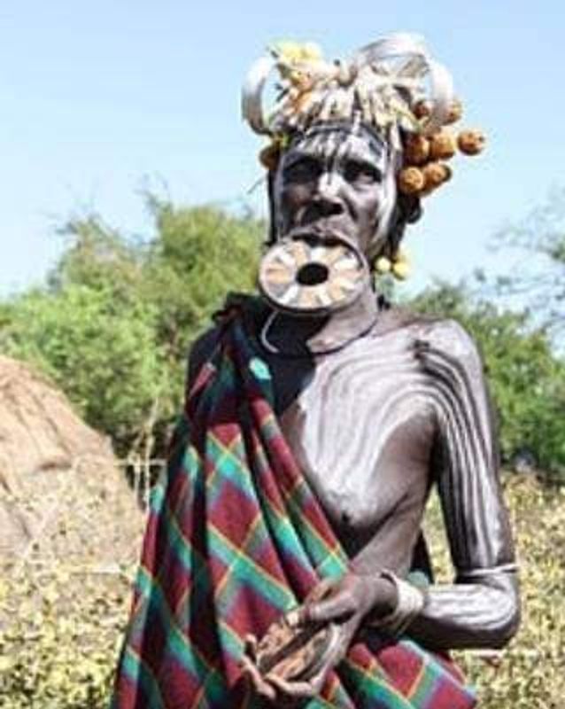 Addis Ababa Private Tour - The Mursi woman with her lip plate 