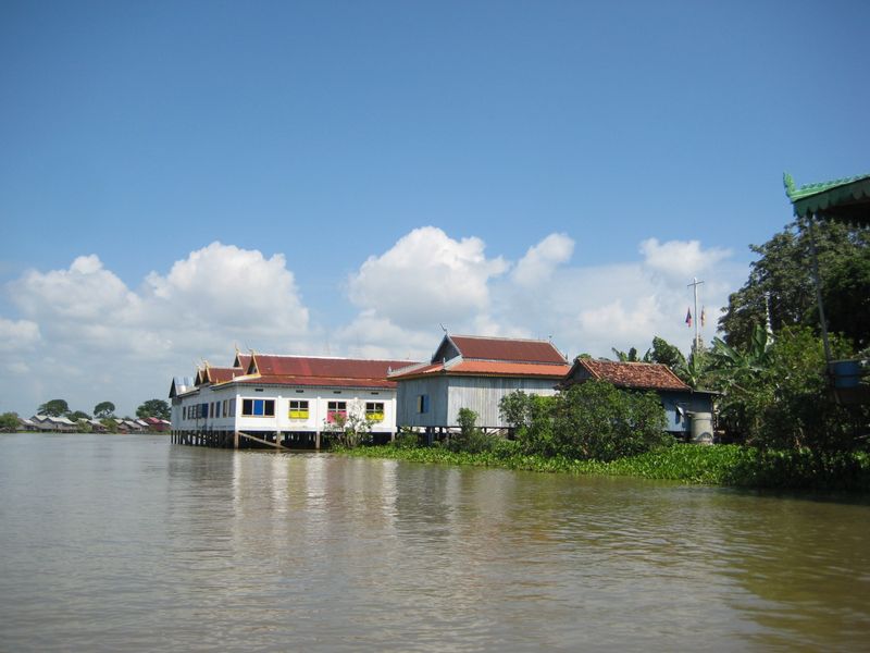 Siem Reap Private Tour - Kampong Khleang floating village