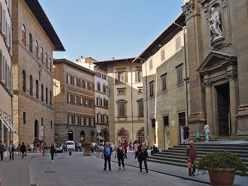 Florence Private Tour - Piazza Antinori (Second meeting point)