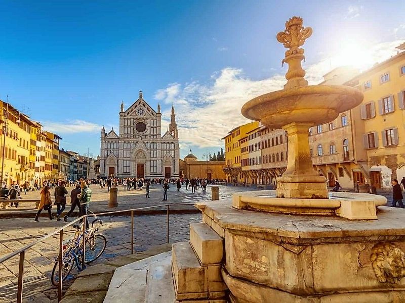 Florence Private Tour - Piazza Santa Croce