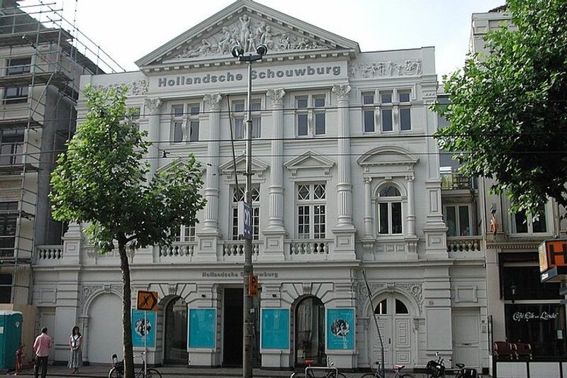 Amsterdam Private Tour - Dutch Theater alias Hollandsche Schouwburg