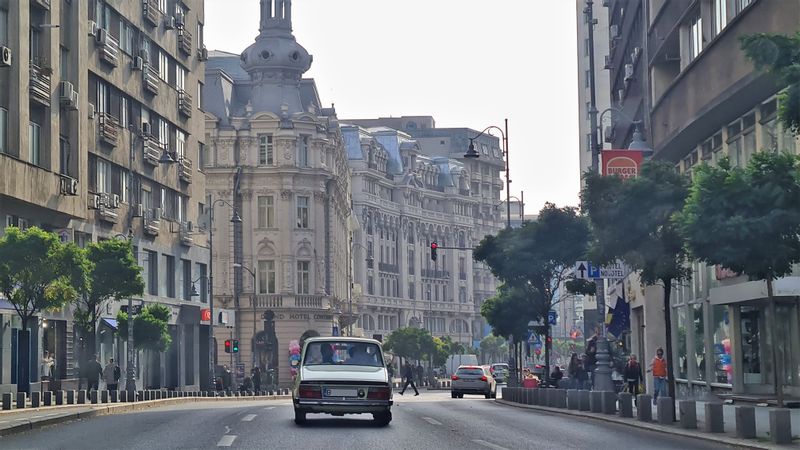 Bucharest Private Tour - null