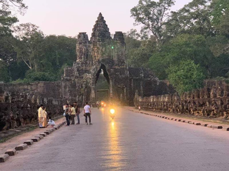 Siem Reap Private Tour - South gate of Angkor Thom city