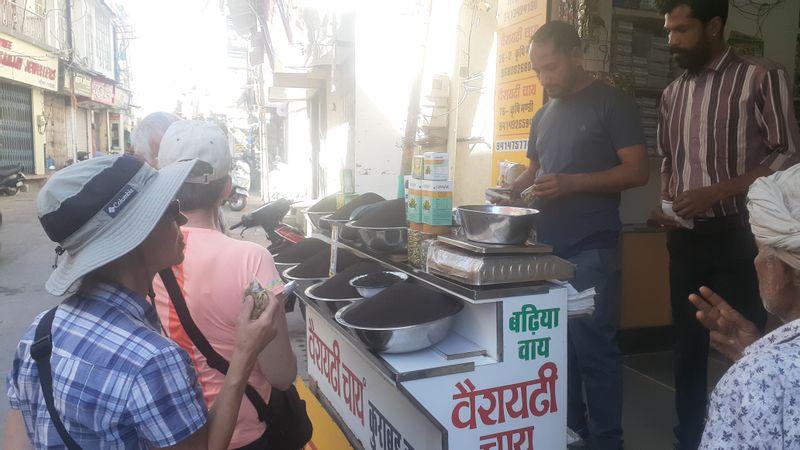 Udaipur Private Tour - Tea shop