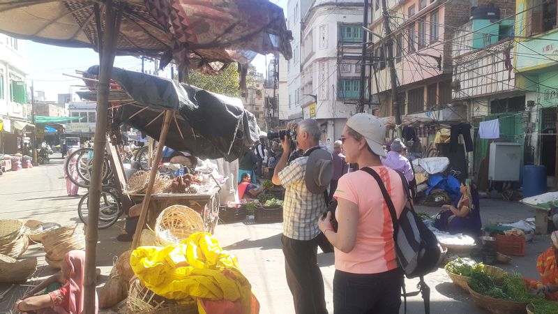 Udaipur Private Tour - Fruits market walk