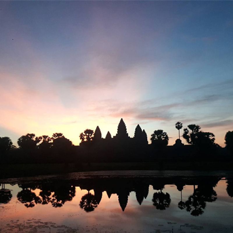 Siem Reap Private Tour - Sunrise at Angkor Wat Temple