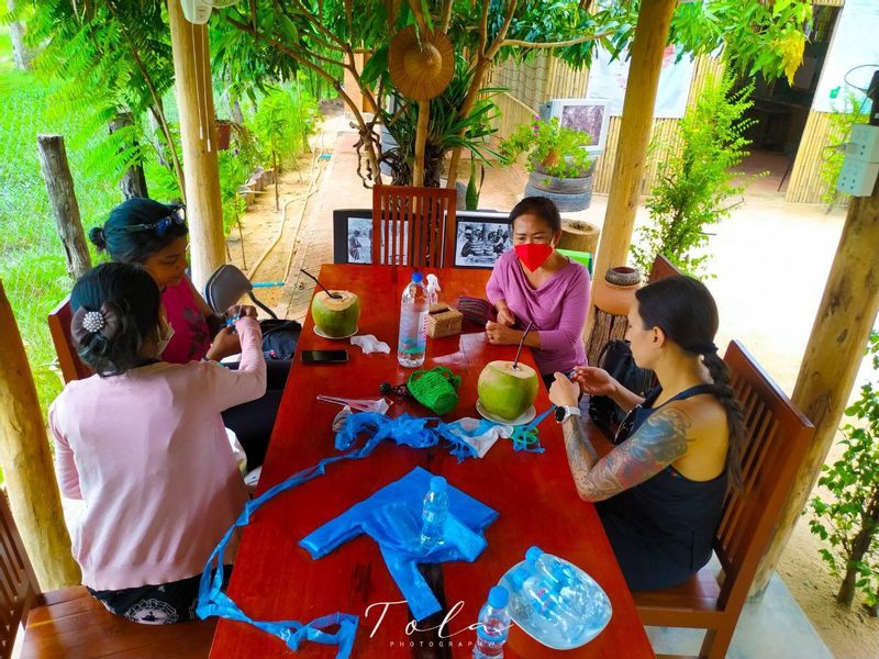 Siem Reap Private Tour - experience with villagers