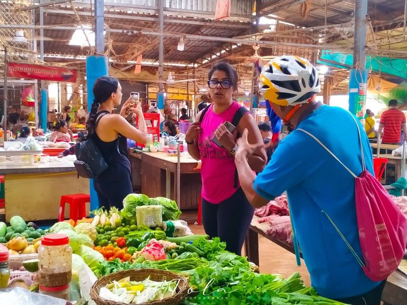 Siem Reap Private Tour - local market experience