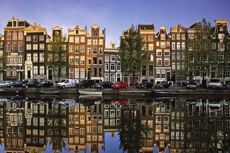 Amsterdam Private Tour - Amsterdam's "gracht" and narrow houses , scene