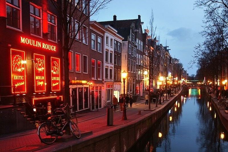 Amsterdam Private Tour - Red Light District scene 