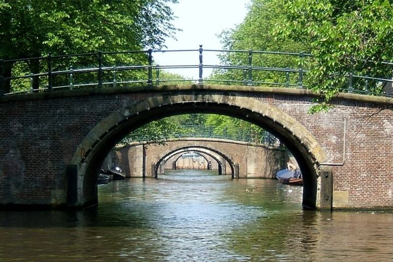 Amsterdam Private Tour - Arches of seven bridges at Reguliersgracht